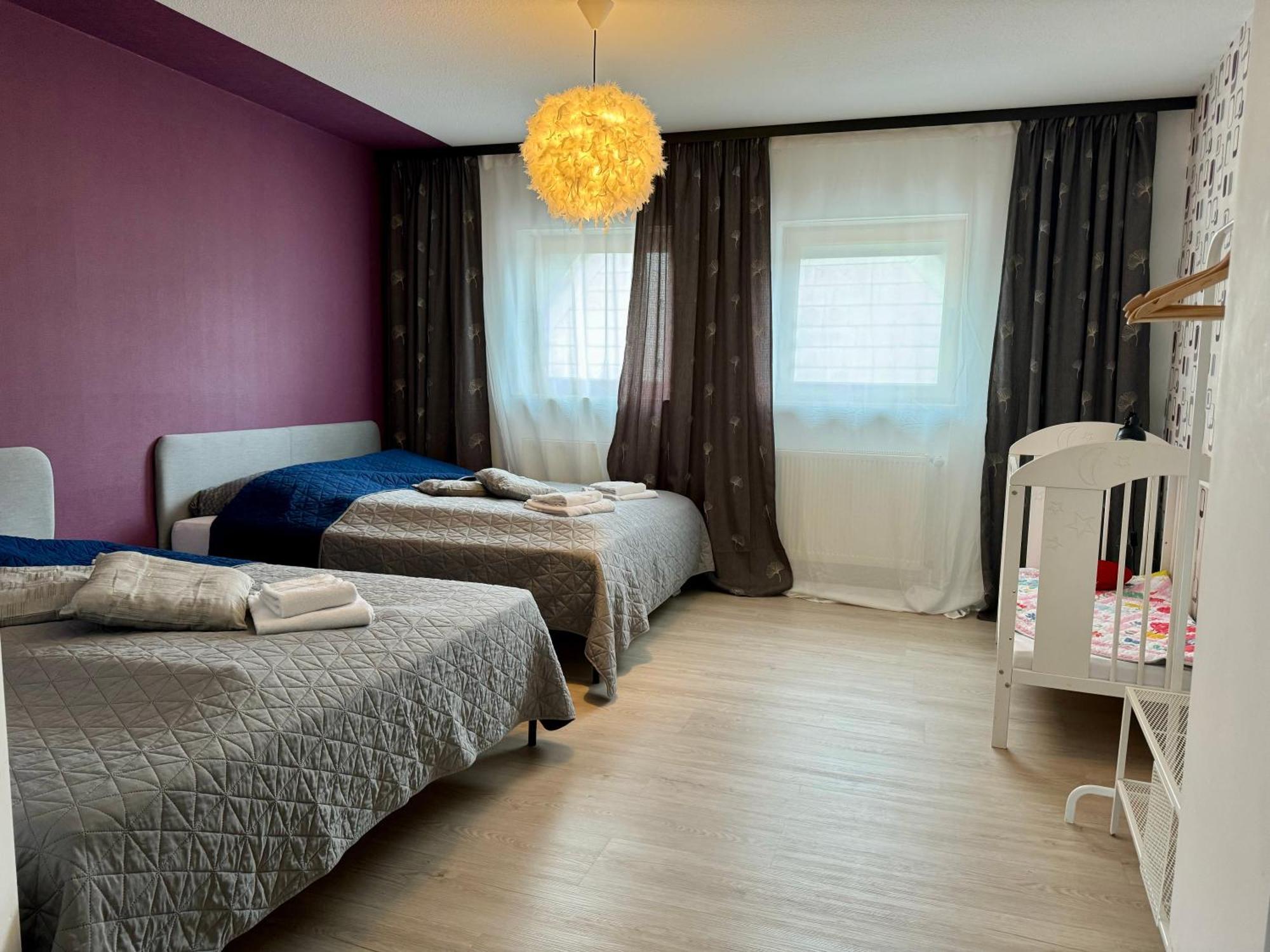 Bookeinfach Bad Ems - Private - Sauna Jacuzzi Whirlpool Swimmingpool Alahna Sup Beachvolleyball Billiards Ping Pong Cinema Theater Music Disco Ball Bbq Und Parkplaetze Exterior foto