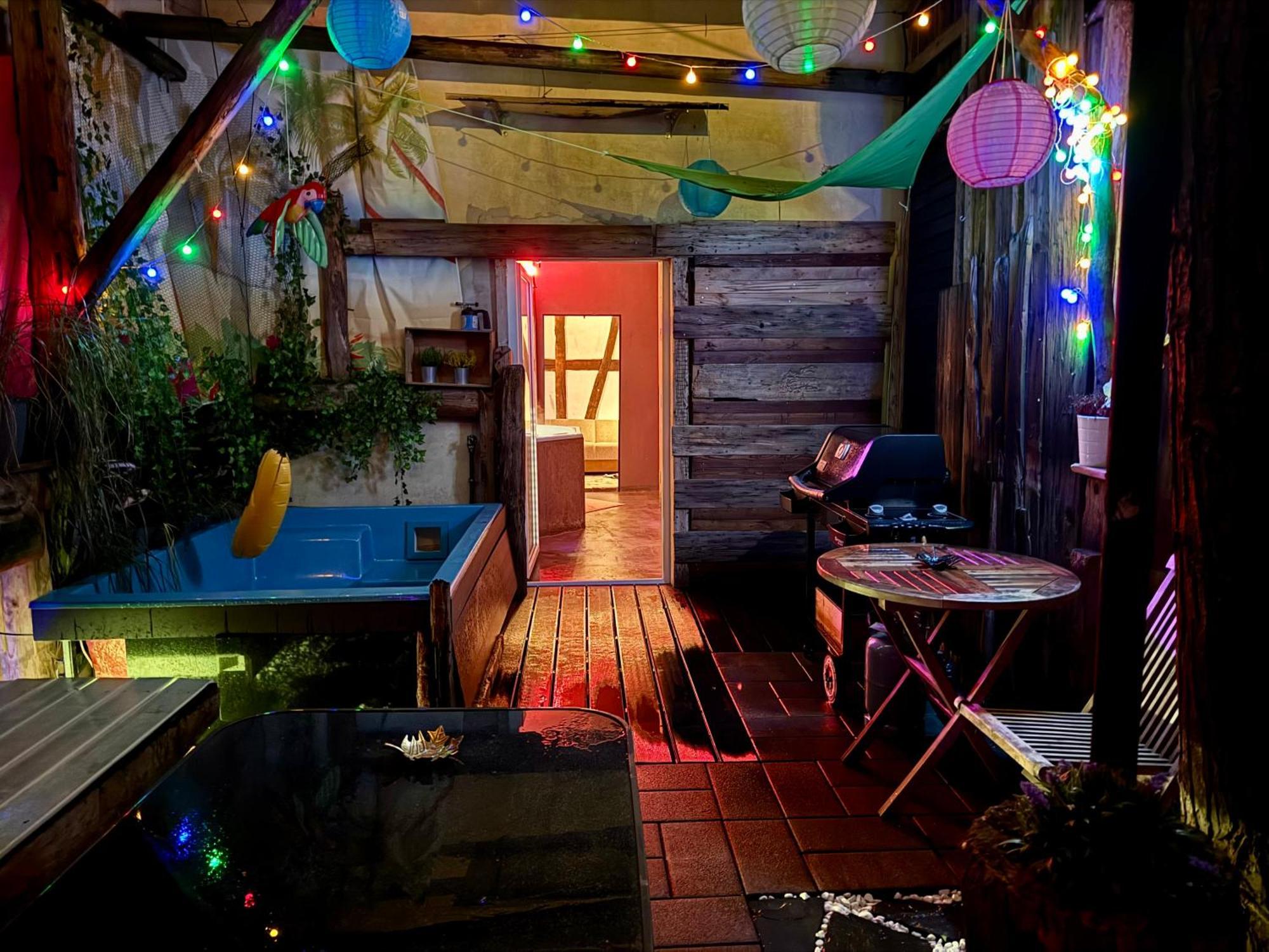 Bookeinfach Bad Ems - Private - Sauna Jacuzzi Whirlpool Swimmingpool Alahna Sup Beachvolleyball Billiards Ping Pong Cinema Theater Music Disco Ball Bbq Und Parkplaetze Exterior foto
