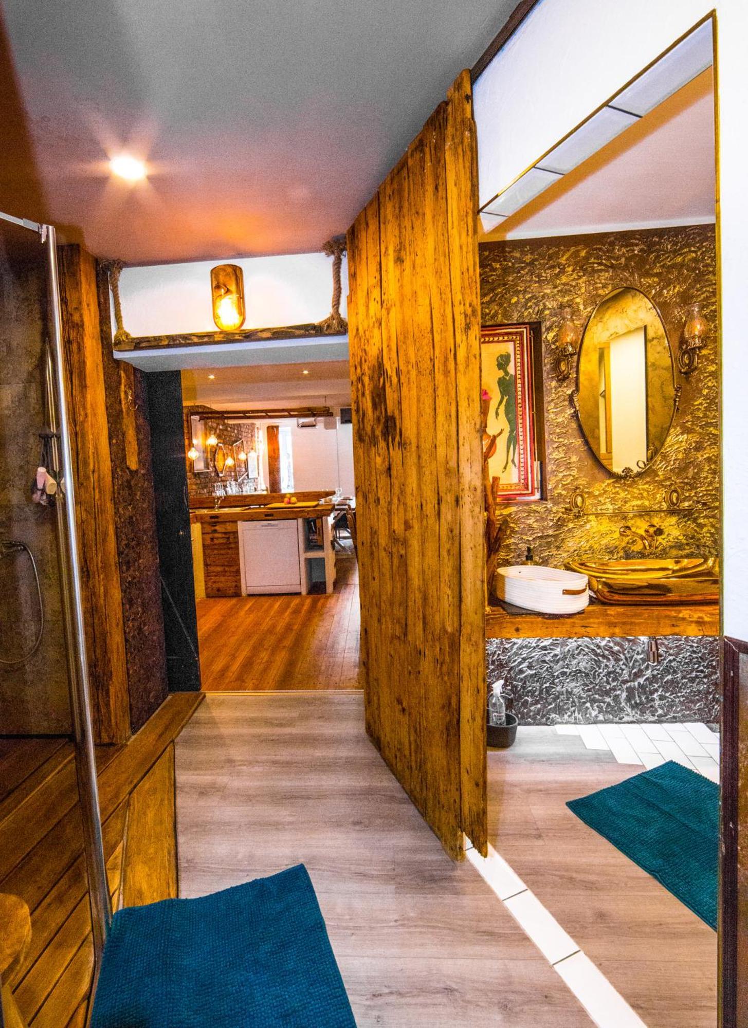 Bookeinfach Bad Ems - Private - Sauna Jacuzzi Whirlpool Swimmingpool Alahna Sup Beachvolleyball Billiards Ping Pong Cinema Theater Music Disco Ball Bbq Und Parkplaetze Habitación foto