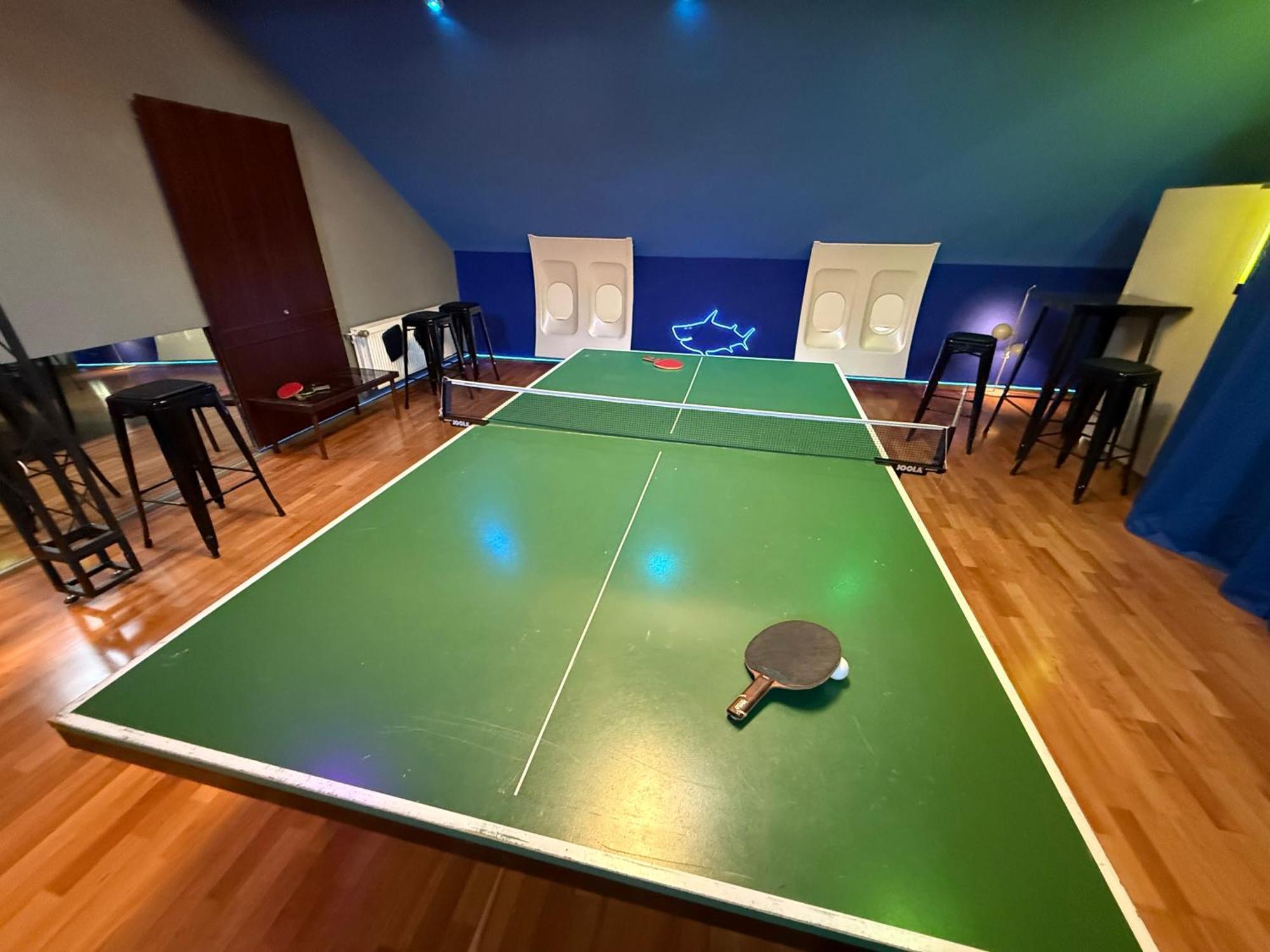 Bookeinfach Bad Ems - Private - Sauna Jacuzzi Whirlpool Swimmingpool Alahna Sup Beachvolleyball Billiards Ping Pong Cinema Theater Music Disco Ball Bbq Und Parkplaetze Exterior foto